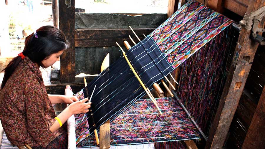 Bhutan Weaving Tour